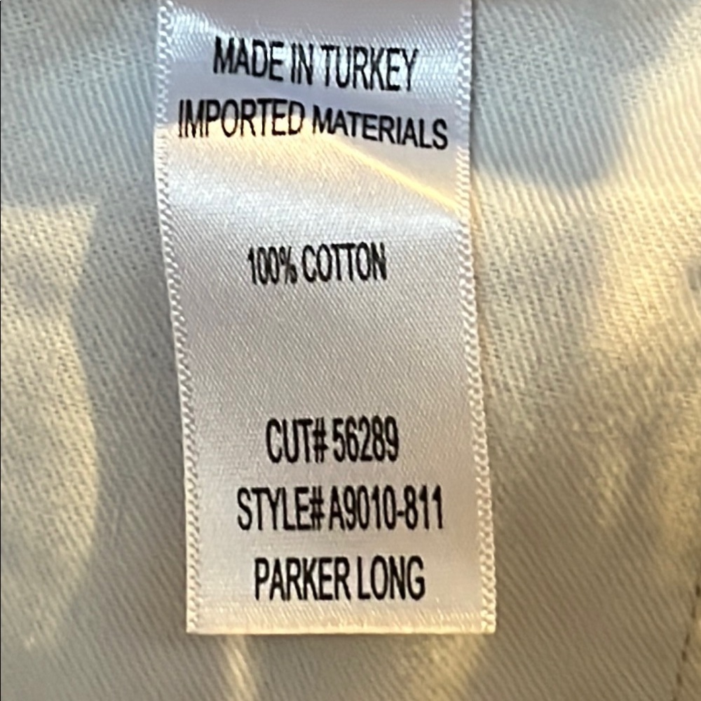 AGOLDE Parker Vintage Cut Off Shorts - Picture 8 of 9